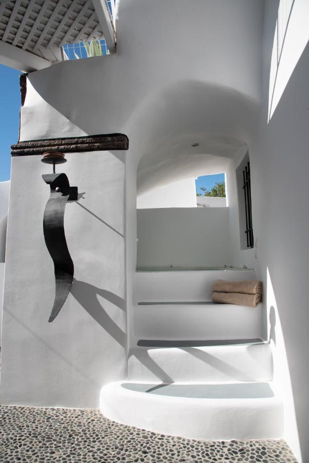 Orpheus Santorini Villa *